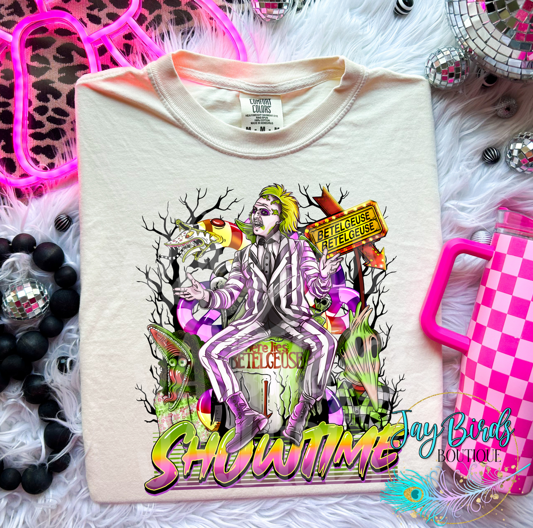 It's showtime solid tee