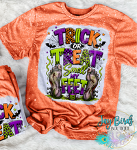 Load image into Gallery viewer, Trick or treat, smell my feet
