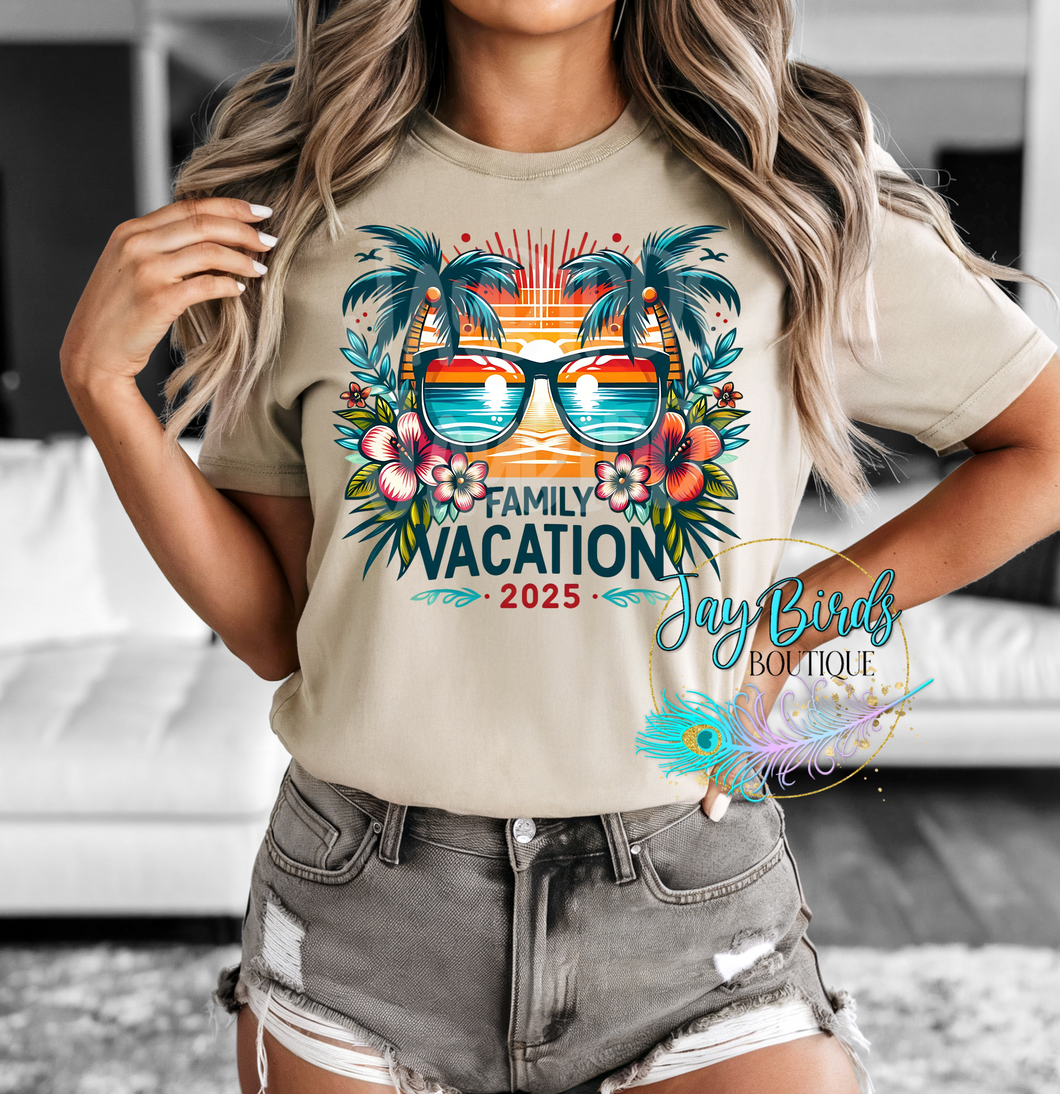 Family Vacation 25' Solid Tee